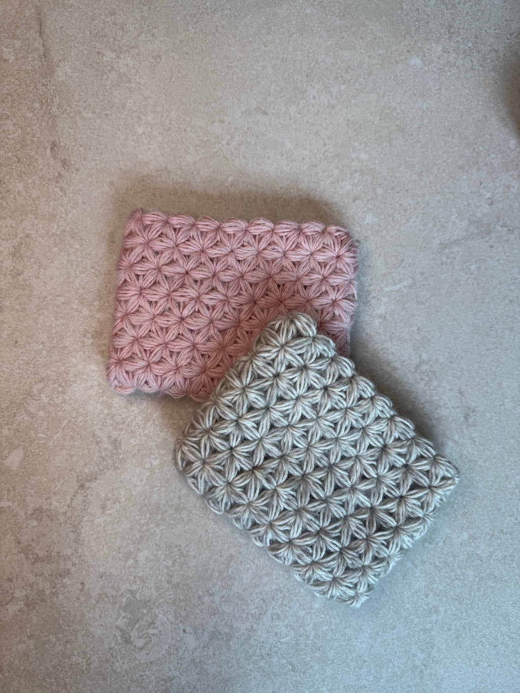 Daisy Pouch