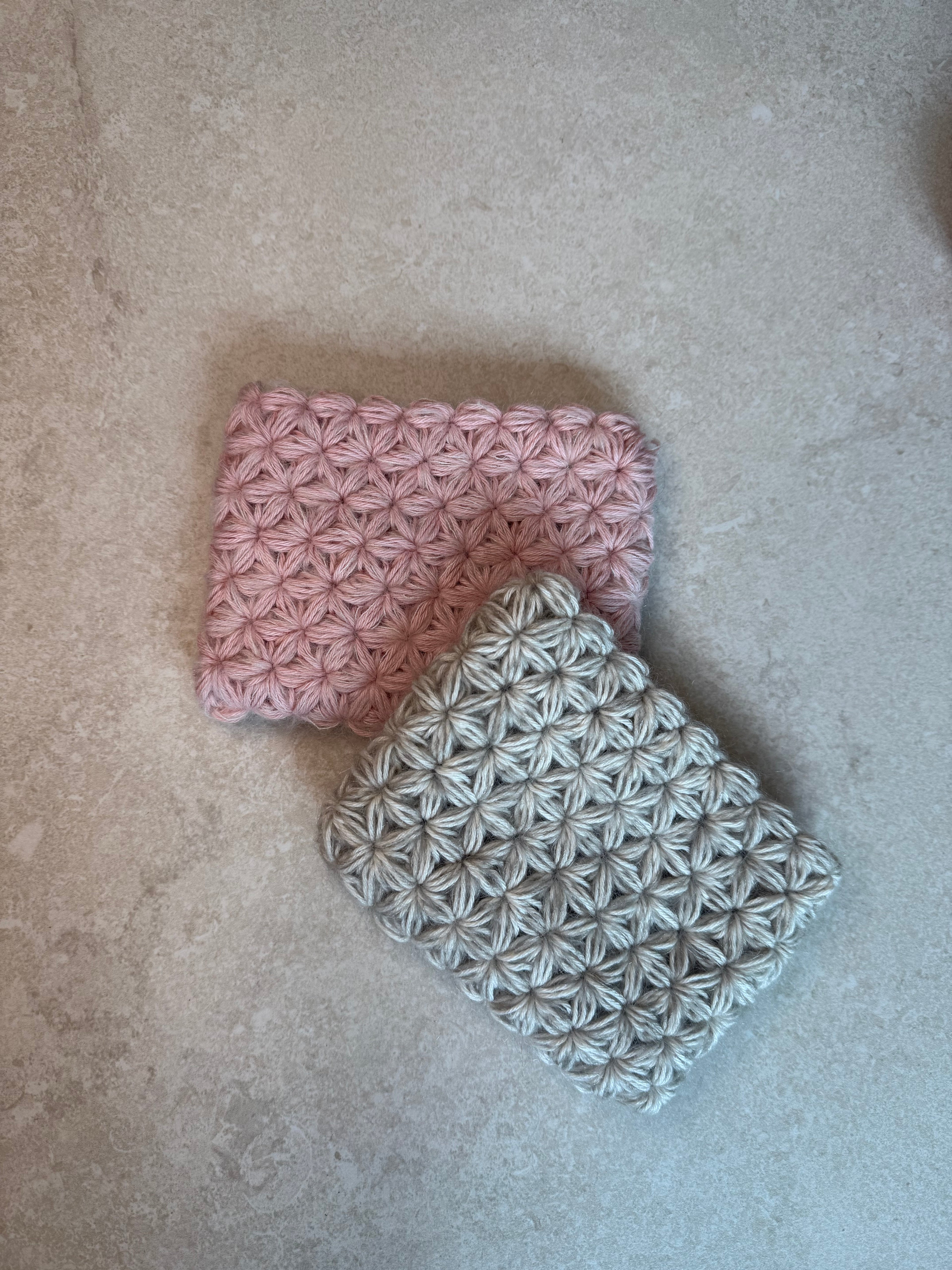 Daisy Pouch